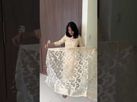 Glass bangle all the way from India to Dubai #onamsalwar #onam #salwarsuit #ootd #collab