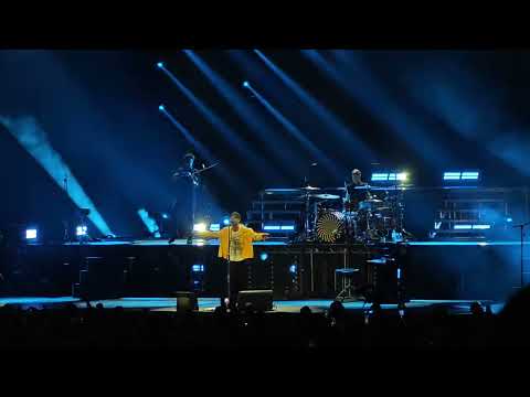 OneRepublic - Feel Again (Live in Paris, France 2025) 4K HD 60FPS