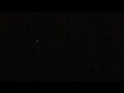 volo caccia militare inseguimento a seguire della luce nel cielo 2021 ufo