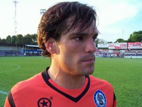 Javier Gómez (Firpo 0 - Marte 2)