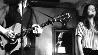 Coque Malla - Lo Intenta (con Sara Cardona)