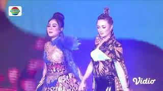 Download lagu Zaskia Gotik dan Nella kharisma - Paijo   Konser Raya 24 Thn Indosiar mp3