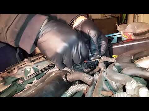 2003 Saturn L200 2.2L Ecotech - Trouble Code P0113/Series 1 - Connector/Plug Repair Video #5