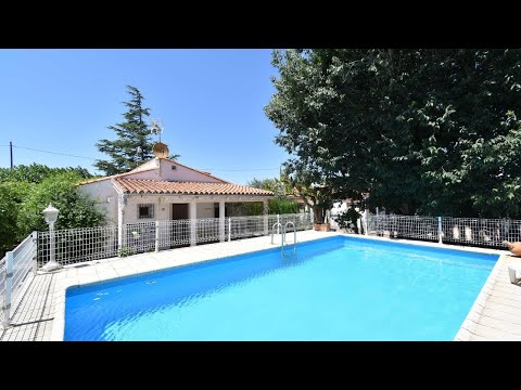 €115,000 - 3-bedroom, 1-bathroom villa with a private pool located in Rafelguaraf.