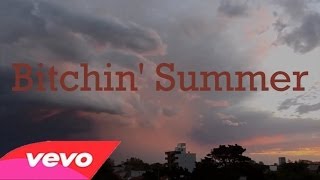 Avril Lavigne - Bitchin&#39; Summer (Video)