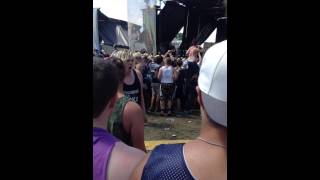 Memphis May Fire - Beneath the Skin LIVE at Warped Tour Darien Lake NY 2015