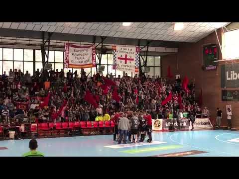 Furia conquense con la canción del Nápoles