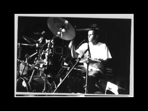 "il est temps" By ZGROOP ( qui chante aussi "histoire d'un ado" )