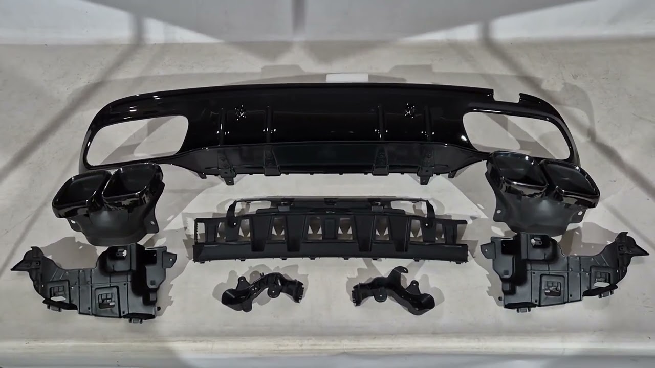 Mercedes C-сlass W205 2014-2021 гг. Задний диффузор с насадками Black (Дизайн C63 2018-2021) Video 1