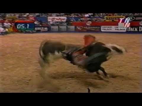 Braveheart bucks J.W. Hart - 01 PBR Finals