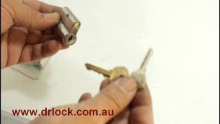 preview picture of video 'Batman Screen Door Lock Cylinder Dr Lock Parramatta'