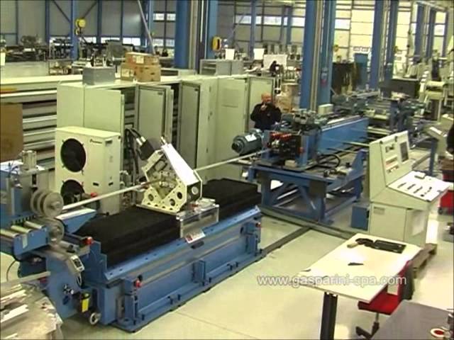 Systèmes pour profilés de toit avec panneaux photovoltaïques incorporés