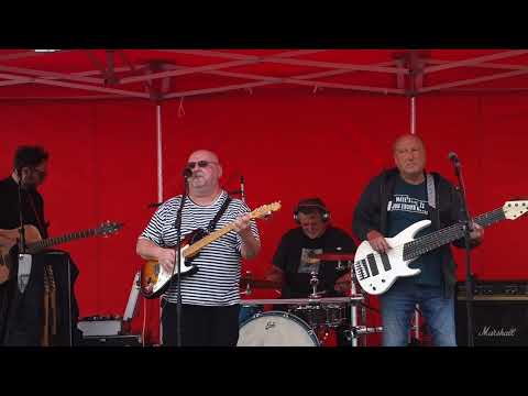 BUTY : ,, Tramtaryje ,,