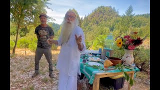 Hippie Trail Tales / Hash: Nepal vs. Afghanistan / Swami Chaitanya / Ganjier