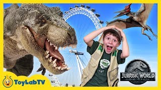 Giant Dinosaurs in London for Jurassic World Fallen Kingdom Movie Adventure &amp; T-Rex Dinosaur Toys