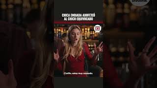 CHICA ENOJADA ABOFETEÓ AL CHICO EQUIVOCADO