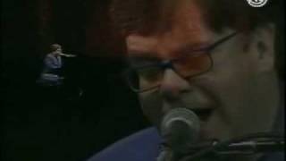Elton John - Talking old soldiers - Live in Pontevedra (Solo)