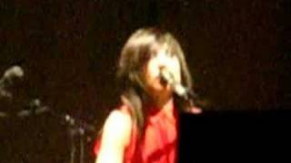 Tori Amos - Smokey Joe live from Milan