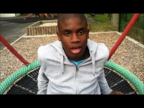 Where Khalid Oke sings