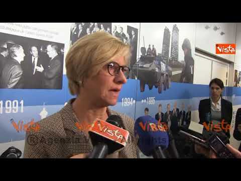 Pinotti: "Ok alleati a potenziamento hub Nato di Napoli" #t