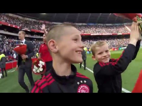 AFC Ajax F2 ereronde door de Amsterdam Arena (4K)