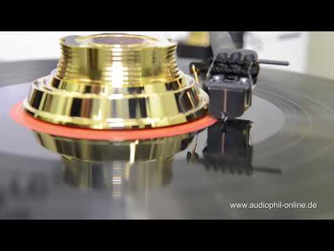 HIGH END 2019: The Presslift