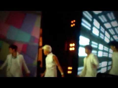 [FANTAKE CUT] 130622 VIXX - ON and ON @ Lotte Shopping Avenue in Indonesia