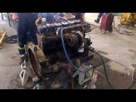 cummins 6BT5.9 engine running