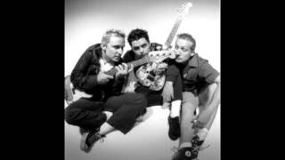 Green Day - Private Ale Lyrics.