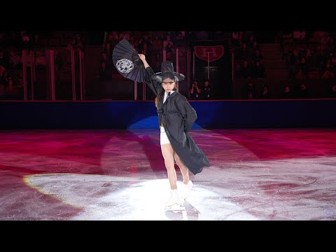“Your Idol”, Lee Hae-in skates to KPop Demon Hunters at An Evening with Champions 2025