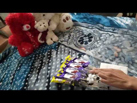 beautiful small chocolate bouquet.How can you make this Learn with sobia kamraid