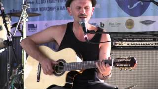 Tony J King at Bendigo Blues and Roots Family Day March 2014