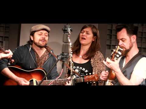 I Draw Slow - Hide and Seek [Live at WAMU's Bluegrass Country]