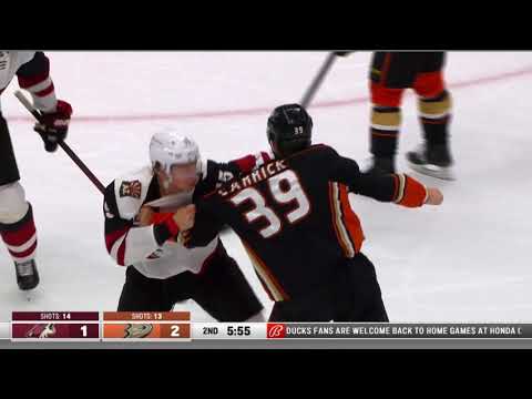 NHL Fight - Coyotes @ Ducks - Hayden vs Carrick - 04 04 2021