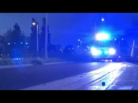 Ambulance met Spoed naar Urk voor een Medische noodsituatie | 25-121 | A1 Urk |