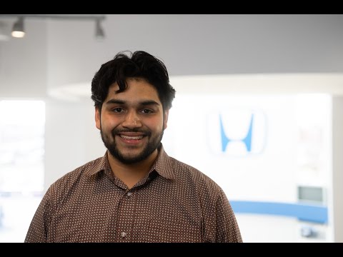 Sales & Leasing Consultant Aaron Perez