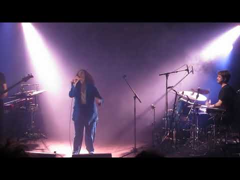 LUCIOLE - Une - Live @ Paris - Café de la Danse (31/03/2022)