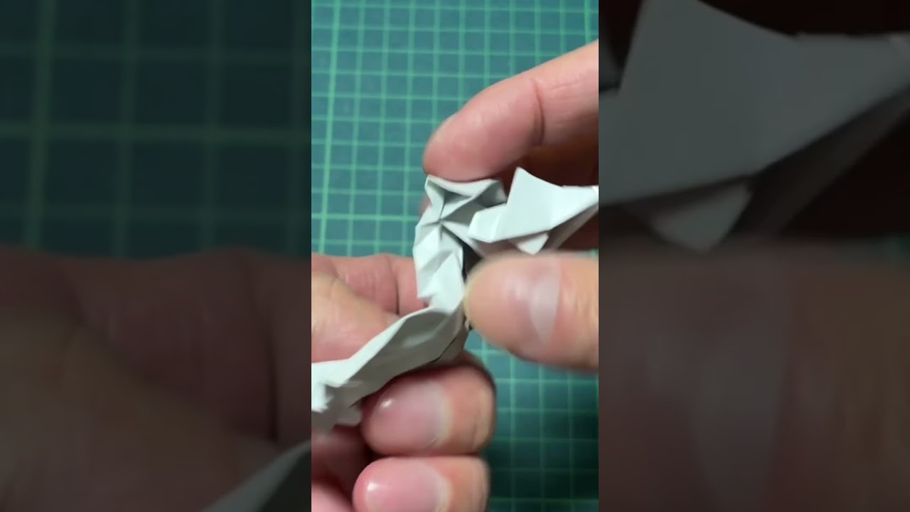 折り紙ロボット足パーツ組み立て　#折り紙 #origami