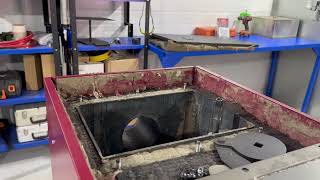 Видеообзоры котлов длительного горения — Как работает сброс дыма с бункера котла Суворов Ультра? — фото