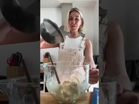 Blueberry Cookies with Pistachio Sugar!