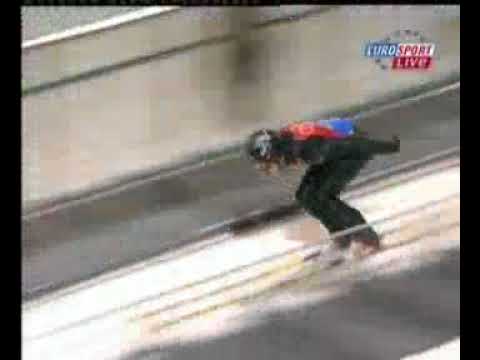 Adam Małysz - 128.0m - Pragelato 2006