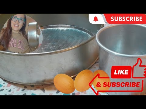 HOW MANY EGGS? Depending on the size of the mold?