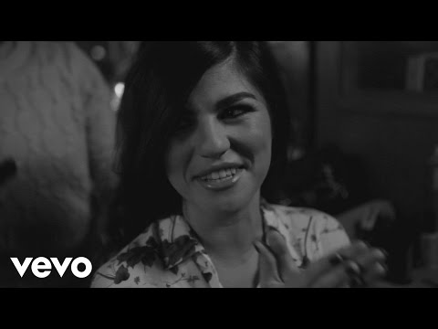 Phoebe Ryan - Homie (Behind The Scenes)