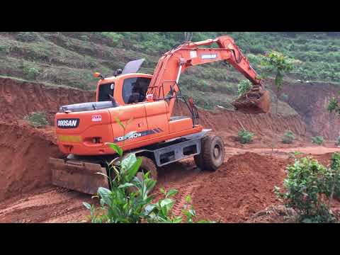 20 Extreme Dangerous Idiots Excavator Operator Skill - Fastest Deep Tree Crossing Excavator Driving