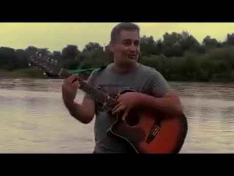 Вахаев аслан 1985 г. Аслан вахаев. Аслан вахаев певец. Аслан вахаев. Аслан вахаев.