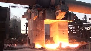 preview picture of video 'Ash Grove Cement Kiln #3 Pedestals - Controlled Demolition, Inc.'