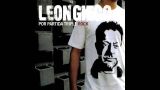 Hombres de hierro - Leon Gieco y Javier Calamaro