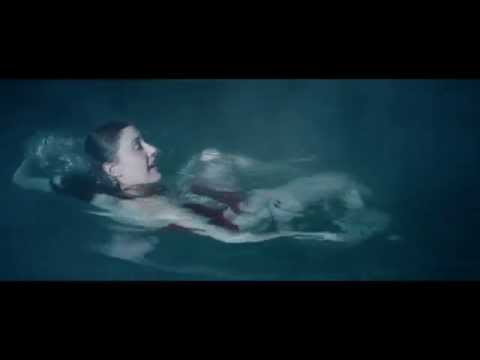 THE HUMBLING La Piscine VOST