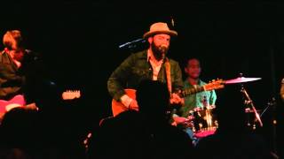 Drew Holcomb &amp; The Neighbors &quot;I Like To Be With Me When ...&quot;, live Östersund