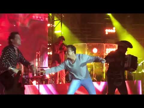 Carlos Vives y Silvestre Dangond (en vivo) - Matildelina (De Leandro Diaz) [ live ] | Crucero Caribe